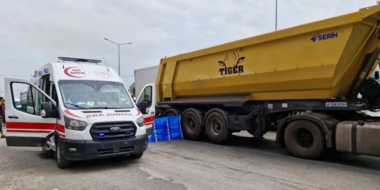 Tırın çarptığı adam hayatını kaybetti