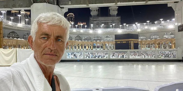 Üsküp’ten bisikletle yola çıkan hacı adayları Mekke’de