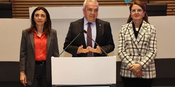 Mahalle kadın derneklerinden Şadi Özdemir’e ziyaret
