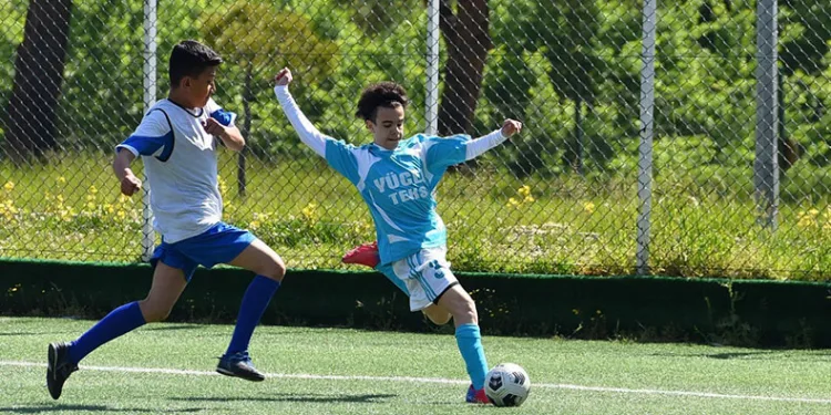 Okul sporları ilçe şenlikleri devam ediyor