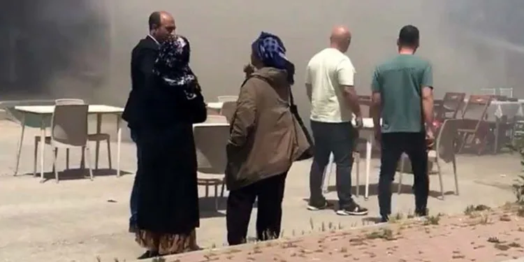 Bursa’da balıkçı restoranları alev aldı