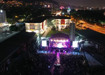 Bursa’da bayram coşkusu ikiye katlandı