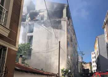 Apartman dairesinde patlama