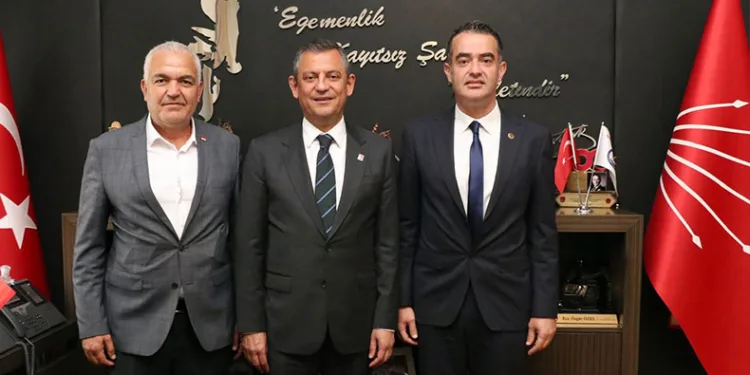 Başkan Arıcı, Özgür Özel’le görüştü