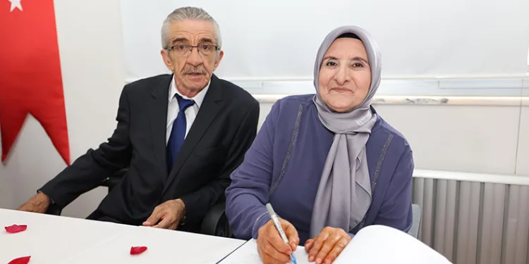 Huzurevinde tanışıp dünyaevine girdiler