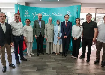 TBMM Başkanı Kurtulmuş, Küba’da