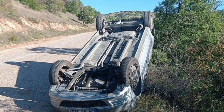 Takla atan araçta 3 kişi yaralandı