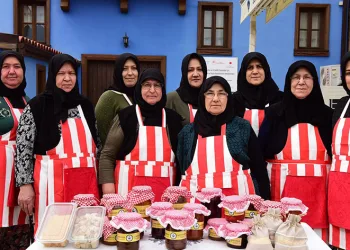 “Güçlü kadın, güçlü aile, güçlü Yıldırım”