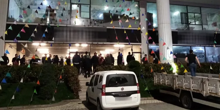 İflas eden firmanın alacaklıları kapıya dayandı