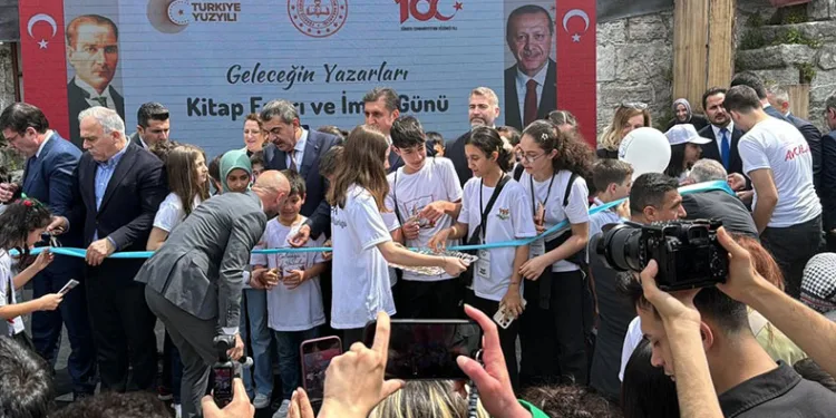“Projenin meyvelerini hep beraber görüyoruz”