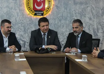 “Çoklu bir kongreyi ön görmüyorum”