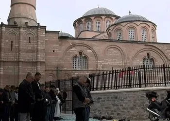 79yıl sonra ilk Cuma namazı