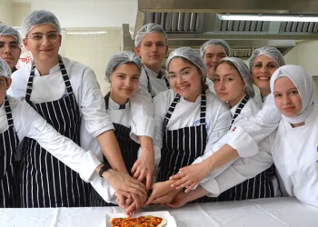 Çölyak’lı öğrencilere glütensiz pizza