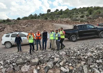 Taşlık ve kayalık arazi üretime ve istihdama dönüşüyor