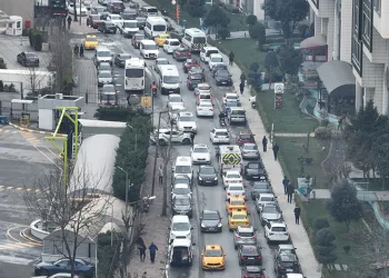 İstanbul’da taşıt yoğunluğu dikkat çekiyor