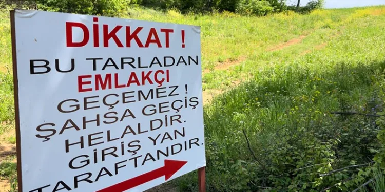 Bursa’da emlakçı ile köylünün yol krizi