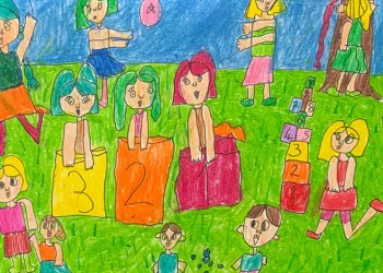 Bursa’da minik ressam 6 yaşında ilk resim sergisini açtı