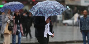 Bursa’da sağanak yağış ve dolu hayatı felç etti