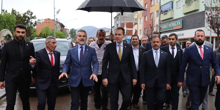 Fatih Erbakan’dan teşekkür ziyaretleri
