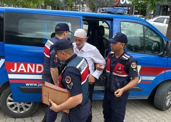 İki kişinin öldüğü kazada otobüs şoförü adliyede