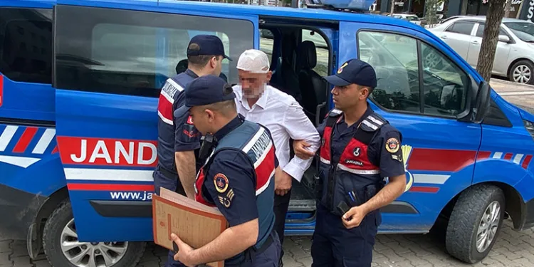 İki kişinin öldüğü kazada otobüs şoförü adliyede
