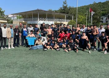 Gemlik Belediyespor U-17 Elit Ligi’nde şampiyon