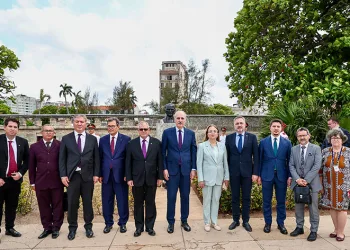 Havana’da Atatürk Anıtı’na ziyaret