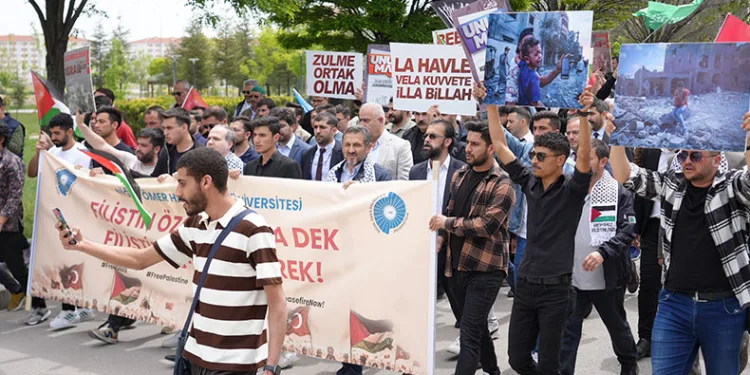 Niğde’de Filistin’e destek yürüyüşü düzenlendi