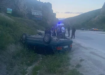 Hatalı sollama kazaya neden oldu