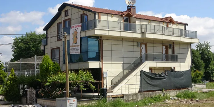 Kocaeli’de pankart gizemi