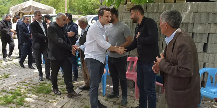 “Halkımız hizmetin en iyisine layık”