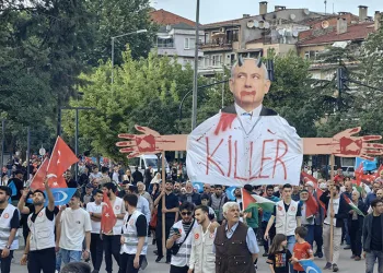 İnegöl’de Gazze için yürüyüş düzenlendi