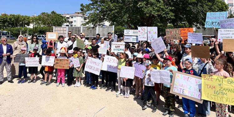 Bursa’da tadilata girmeyen okul öğrencileri mağdur etti