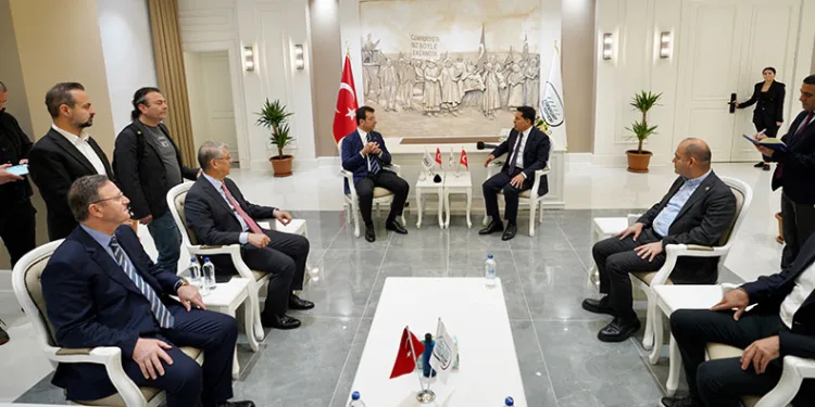İmamoğlu’ndan Özer’e tebrik ziyareti
