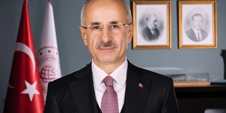 “Havalimanlarından kimse aranmadan geçemeyecek”