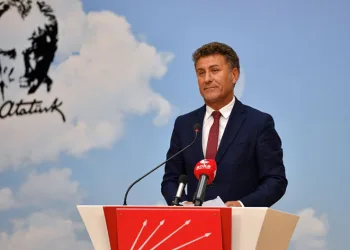 “Gün geçtikçe yoksullaşıyoruz”