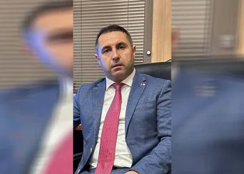 “Gençler, elektronik sigara tehlikesiyle karşı karşıya”