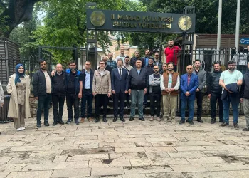 Muradiye Külliyesine ziyaretçi akını