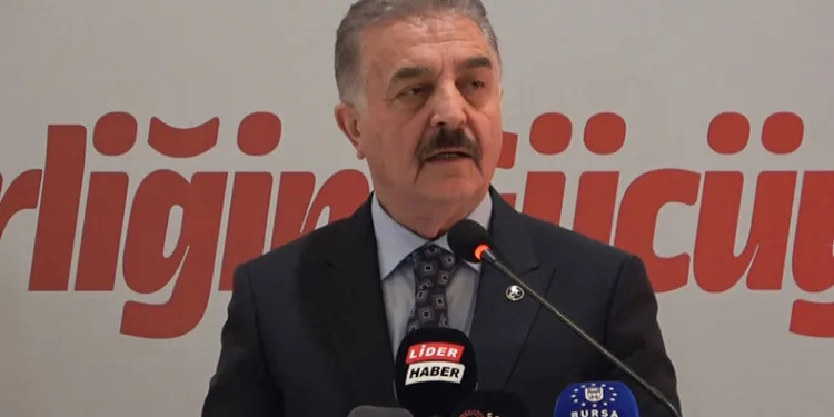 Büyükataman’dan Özgür Özel’e zor soru