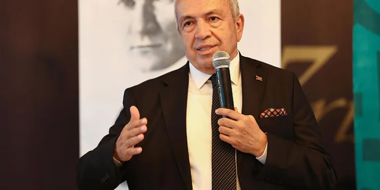 Başkan Özdemir’den muhtarlara ‘eşit hizmet’ sözü
