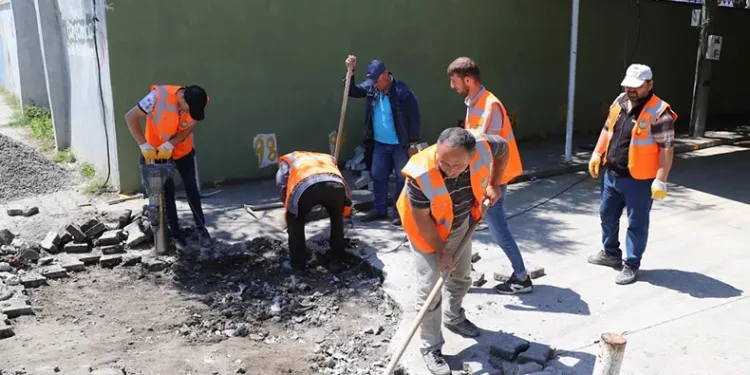 Çarşamba’da pazar yerleri onarılıyor