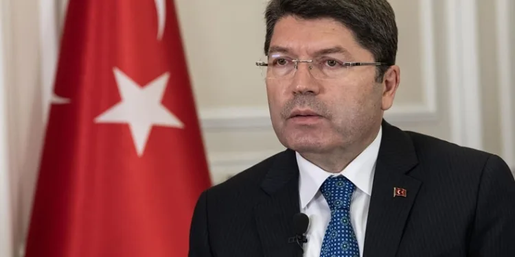 Bakan Tunç, Kadın Erkek Fırsat Eşitliği Komisyonu toplantısına katıldı
