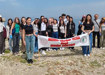 Bursa Erkek Lisesi’nden çevre seferberliği