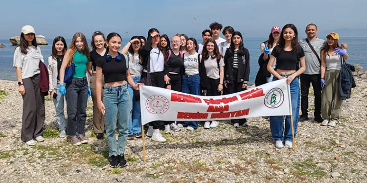 Bursa Erkek Lisesi’nden çevre seferberliği