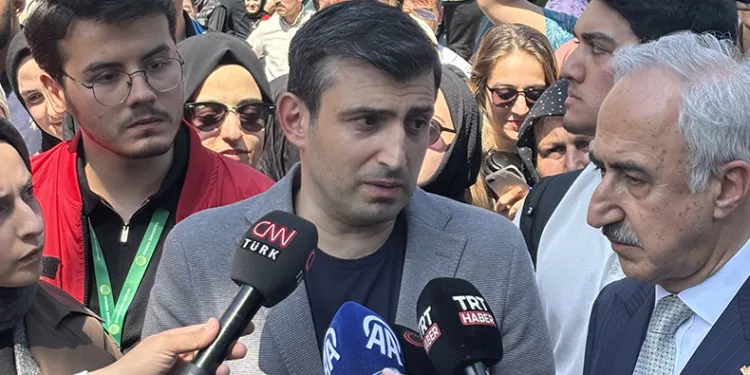 Selçuk Bayraktar enkaz arama çalışmalarını anlattı