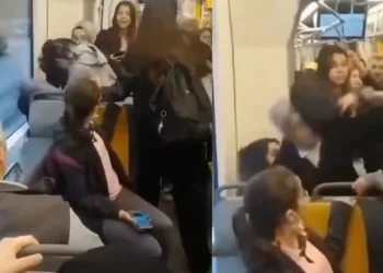 Tramvayda kız öğrenciler saç saça baş başa kavga etti