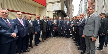 “Hakkari’de belediye almak, 10 belediye almakla eş değer”
