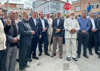 Hacı adayları dualarla uğurlandı