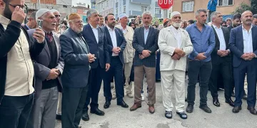Hacı adayları dualarla uğurlandı