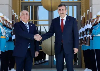 Cevdet Yılmaz,, Azerbaycan Başbakanı Asadov ile görüştü